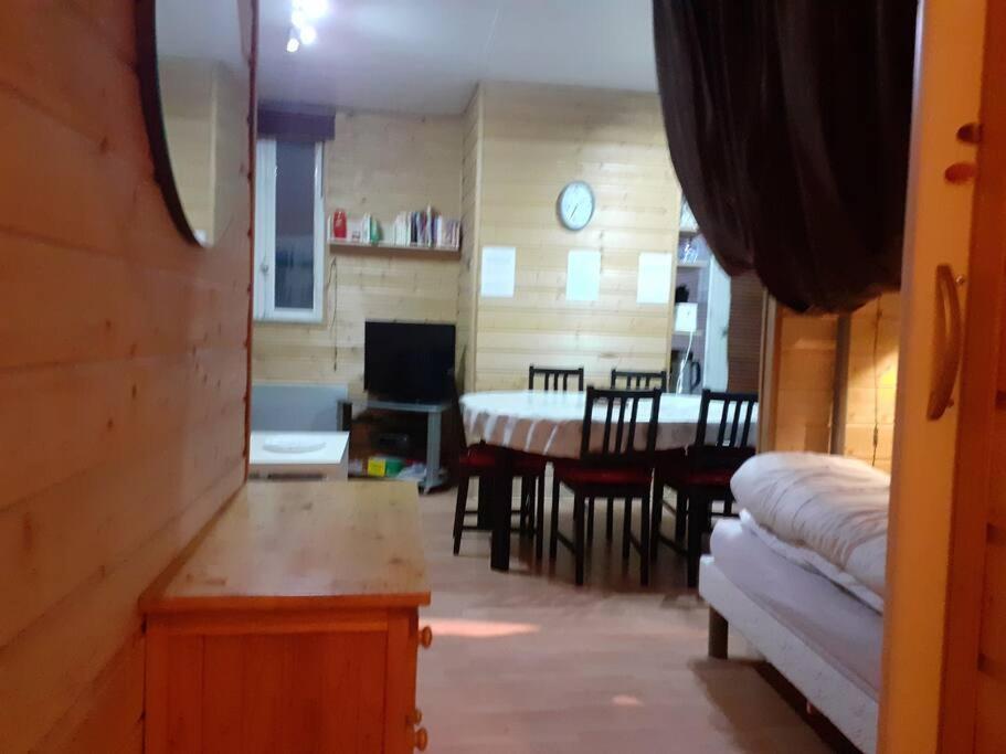Appartement Face Au Thermes Et Au Calme Bagneres-de-Luchon Luaran gambar